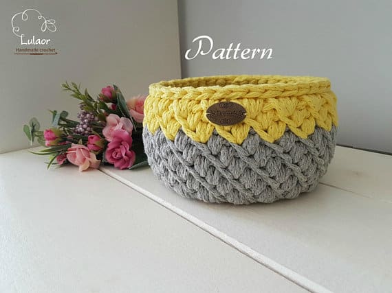 Pattern for crochet basket