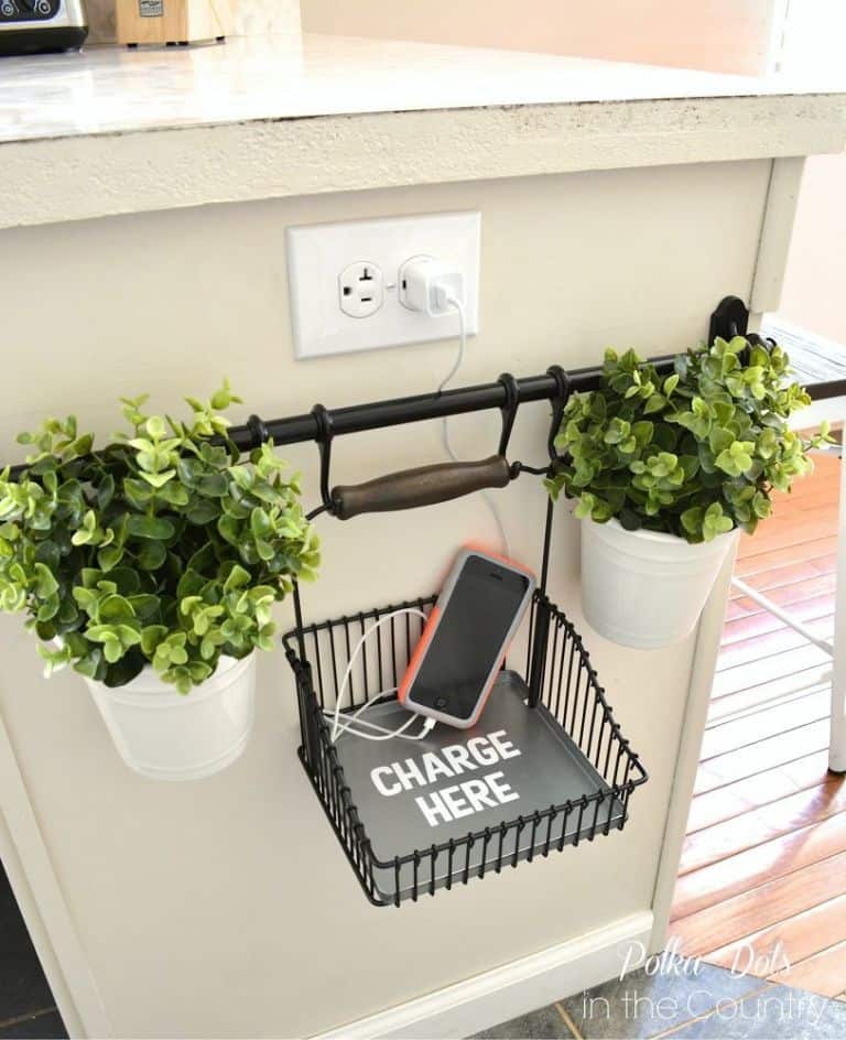 DIY Hacks From IKEA That You Can Do On A Tiny Budget #chargingstation #ikea #fintorpe #ikeahack