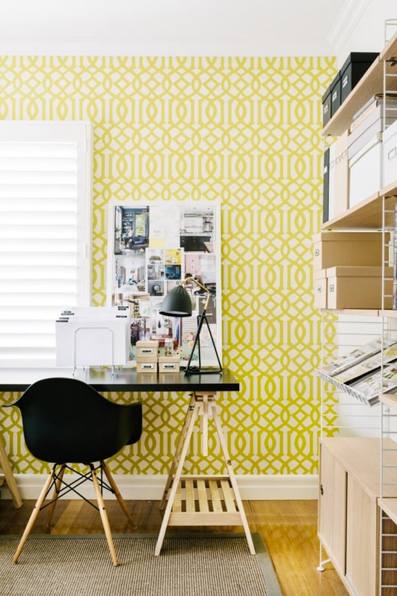 Small Home Office Ideas That Will Make You Want to Work Overtime #smallofficedesign #workspace