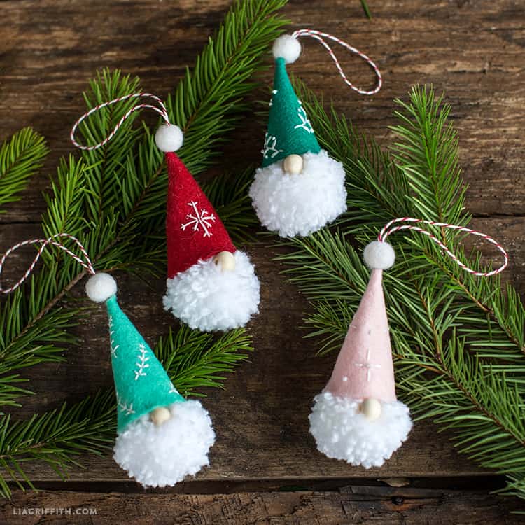 10 DIY Holiday Decorations That Will Make Your Christmas Tree Look Stunning This Year... The best handmade Christmas decoration ideas including easy Christmas crafts