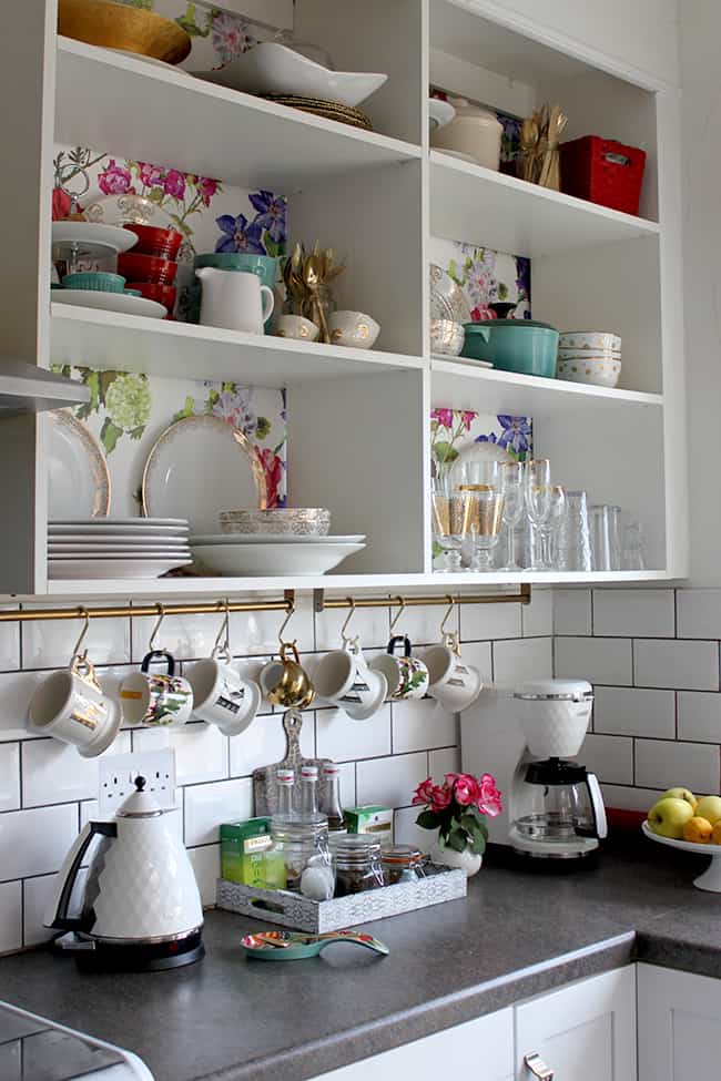 IKEA Kitchen Hacks ~ 10 Ideas That'll Make Your Home Look Amazing On A