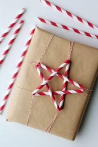 Christmas Gift Wrapping Ideas You'll Definitely Want To Try | No Fancy Gift Wrapping Techniques Required For These Stunning Present Wrapping Ideas | Christmas Gifts | Via https://themummyfront.com | Elegant Gift Wrapping | Gift Wrapping | #christmas #diychristmaswrapping #christmasgiftwrappingideas #christmasgifts #themummyfront.com #festivewrapping