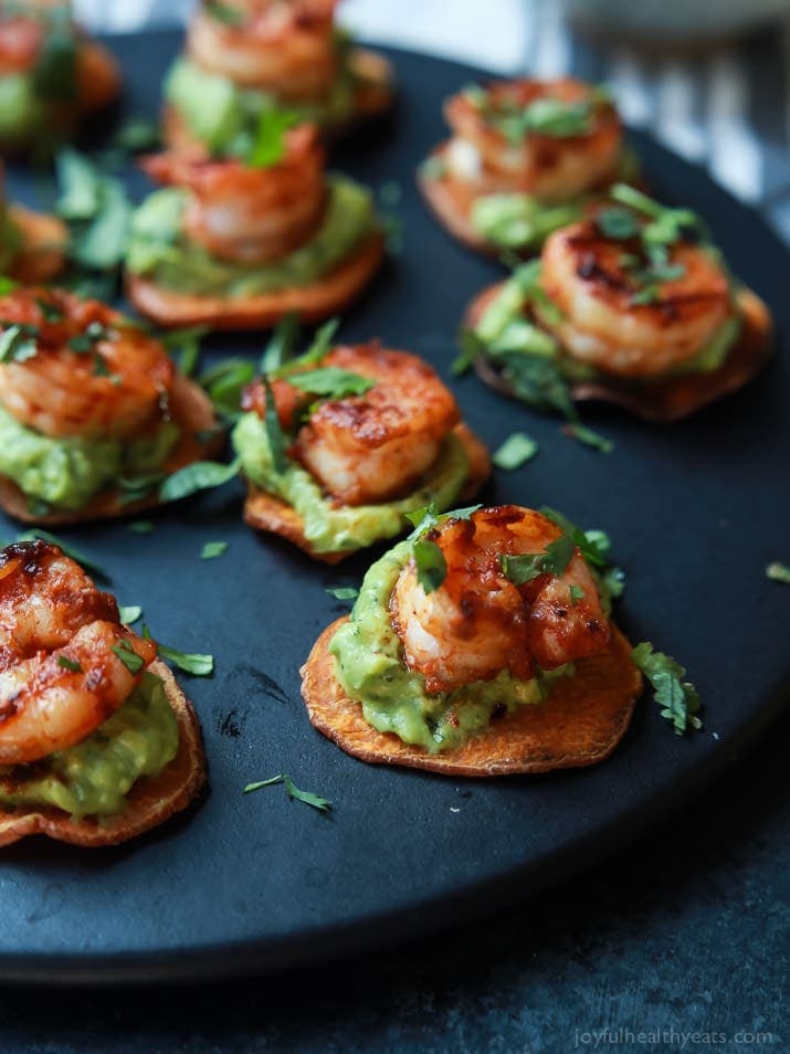 Delicious cajun shrimp guacamole bites | the perfect summer party food idea