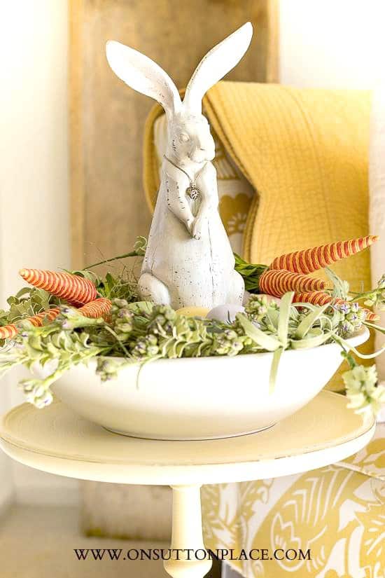 DIY Easter Bunny Nest Centrepiece 