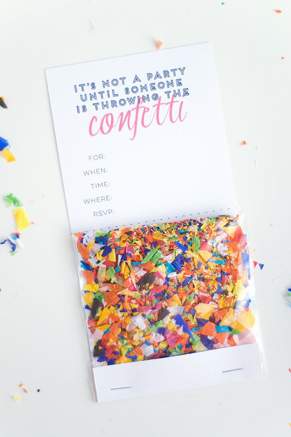 DIY Confetti invites #summerparty #partyideas #invitations