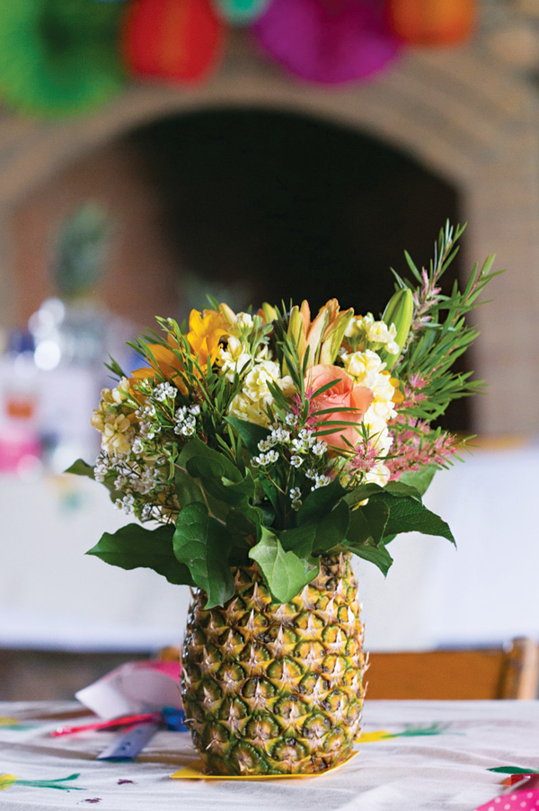 pineapple centerpiece for a stunning summer party