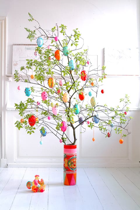 Beautiful DIY Easter Tree