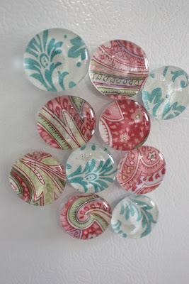 These DIY Glass magnets are the perfect craft to make & sell 