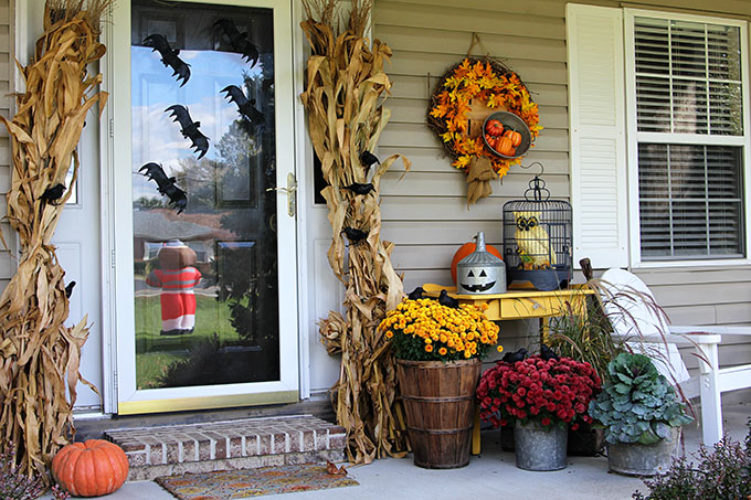 Do It Yourself: Make the Best Halloween Decorations - Albuquerque Self  Storage