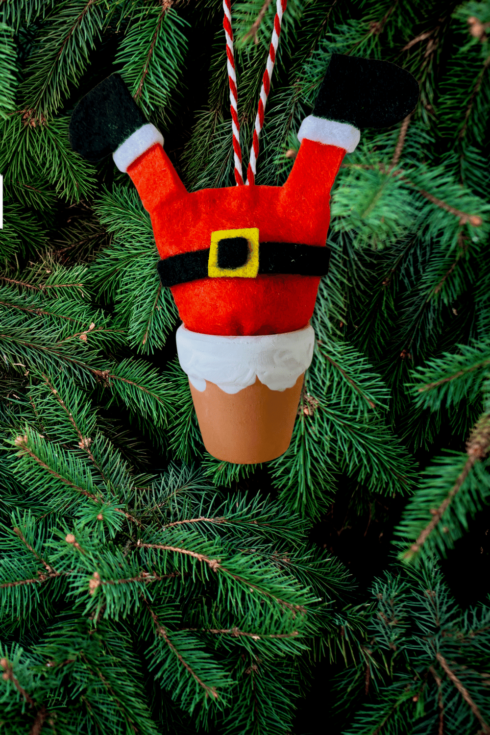 DIY Felt Santa Tree Ornament