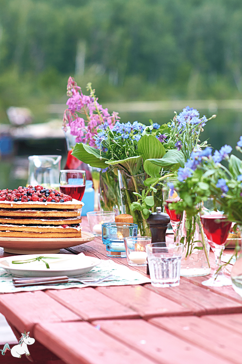 Summer themed party table