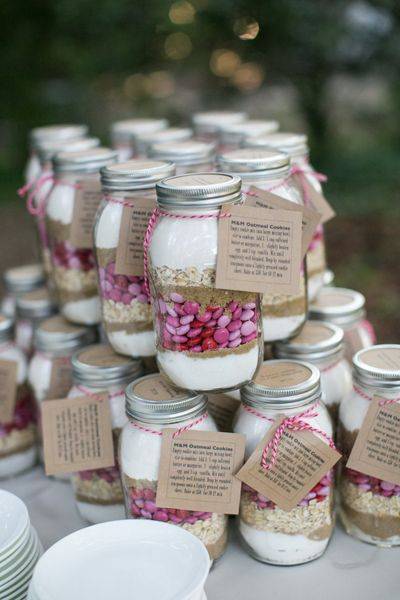 Cookie mix in jars wedding favors