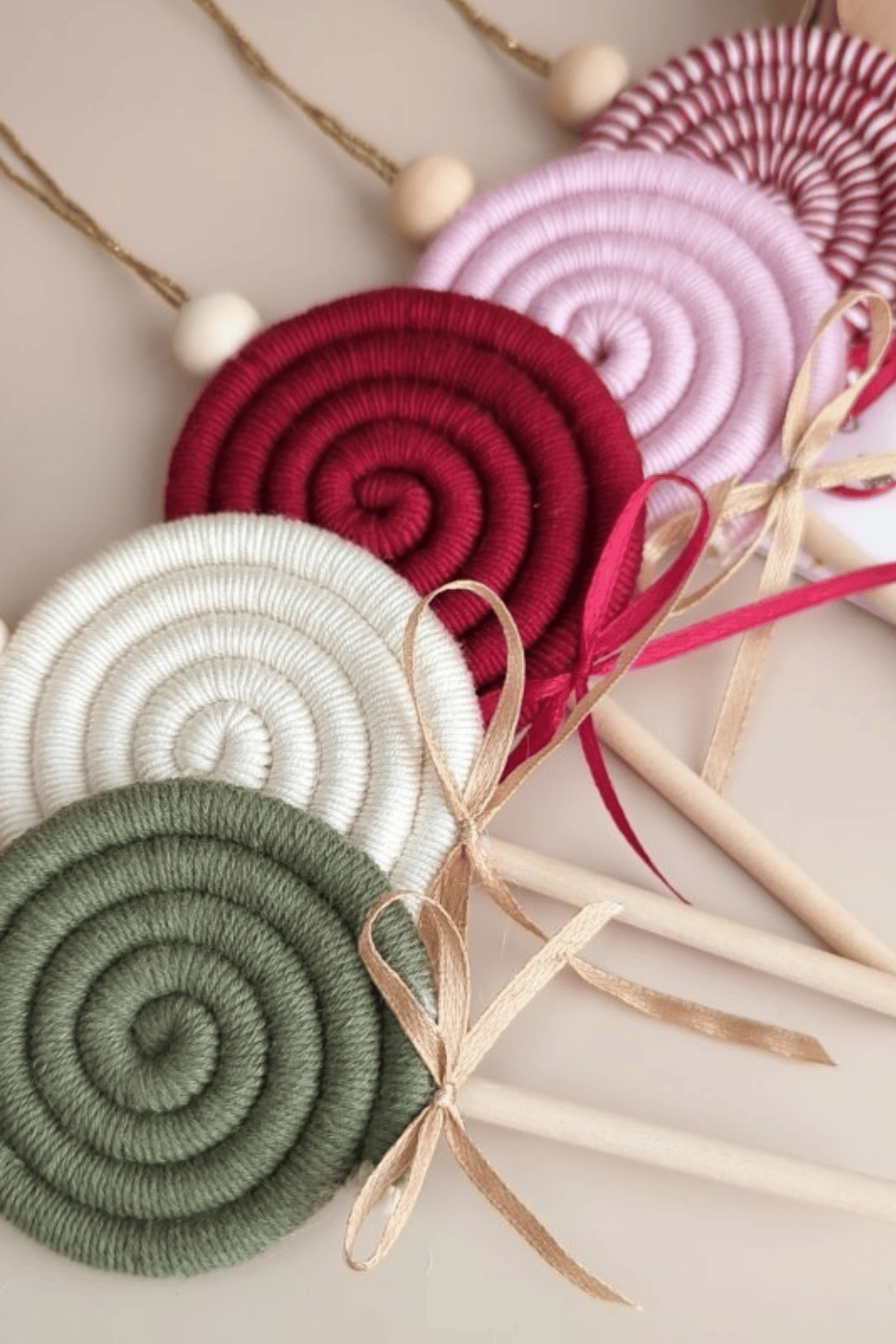 26 Easy Christmas Ornaments To Make and Sell - The Mummy Front