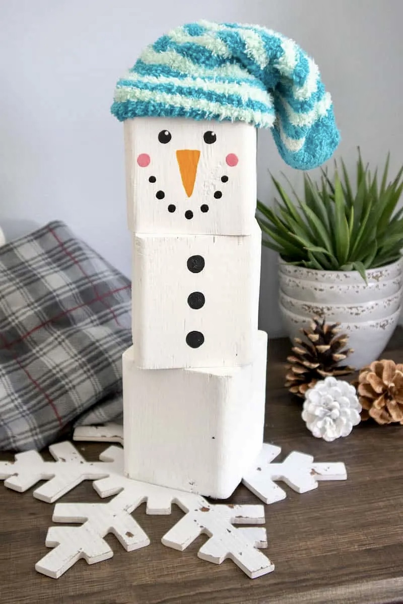 DIY Wood Block Snowman