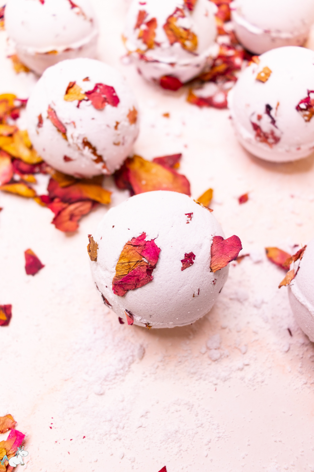 Beautiful Rose Bath Bombs With Petals Tutorial - The Mummy Front