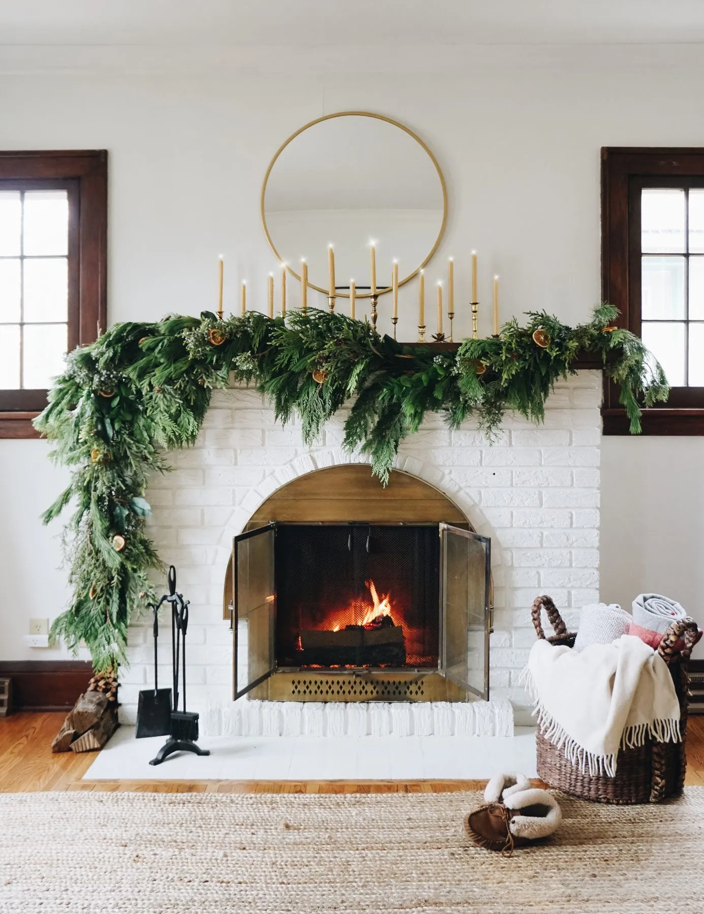 DIY Asymmetrical garland