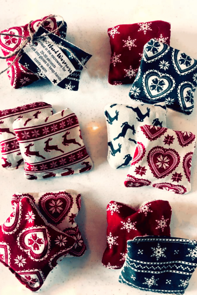 6 pairs of hygge style festive hand warmers 