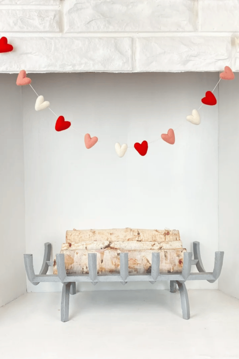 23 Profitable Valentine Crafts to Make and Sell - The Mummy Front