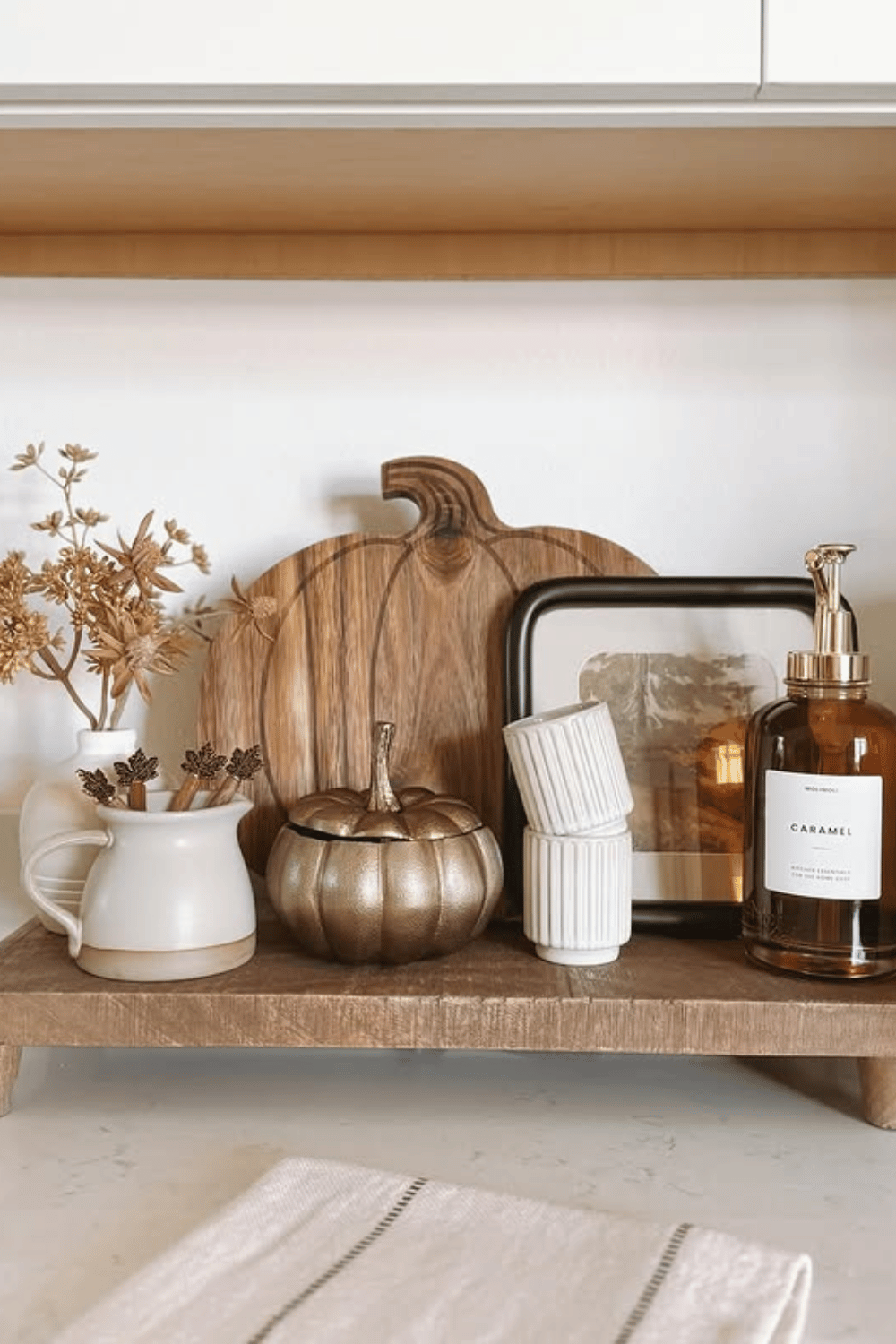25 Cozy Fall Kitchen Decor Ideas to Try This Season - The Mummy Front