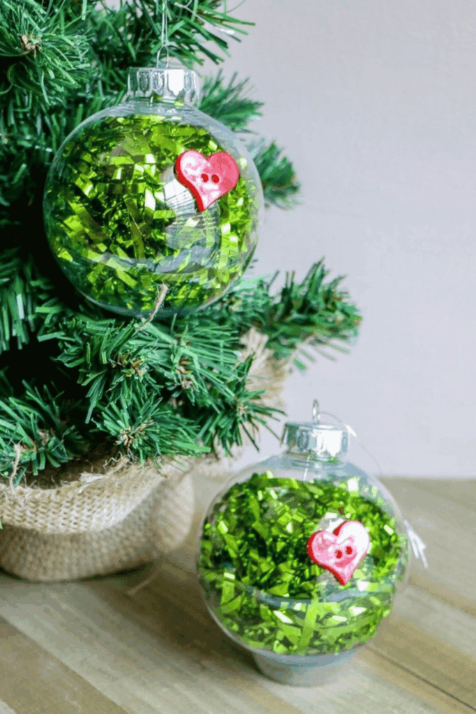 DIY Grinch Decorations